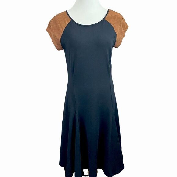 Lauren Ralph Lauren Black Dress with Perforated Suede Look Cap Sleeves M - Picture 1 of 8